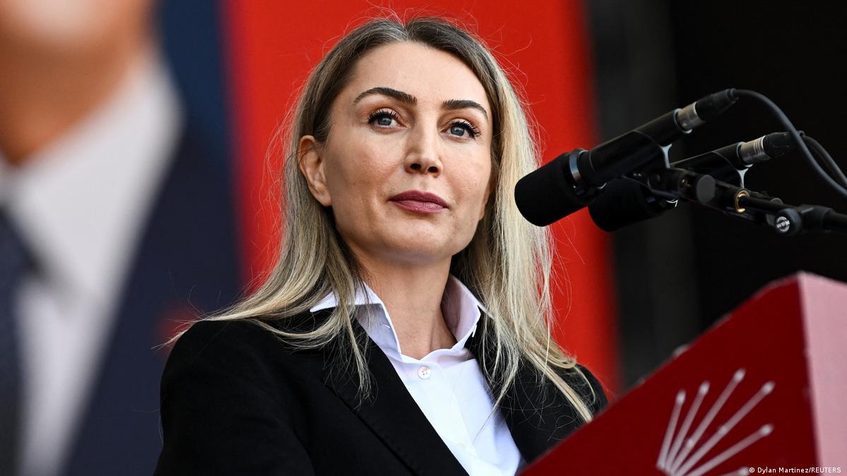 Dilek İmamoğlu’ndan X hesabına erişim engeline tepki