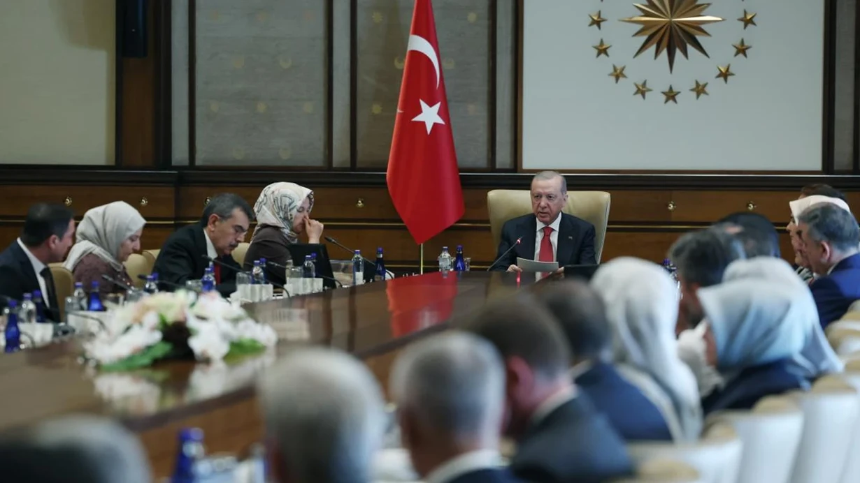 Cumhurbaşkanı Erdoğan, Kahramanmaraş okul saldırısı aileleriyle görüştü