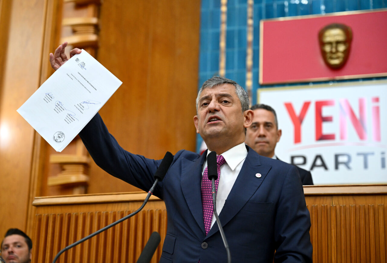 Milletvekili dokunulmazlığı nasıl kalkar? Özel’i ne bekliyor?