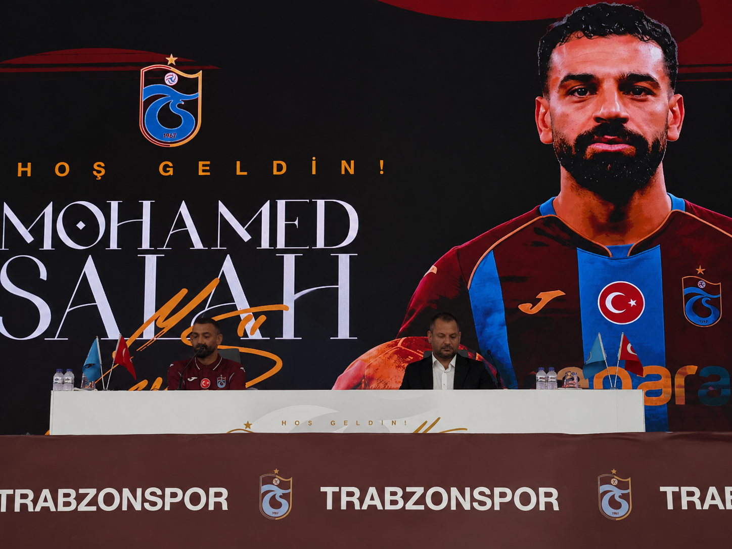 Muhammed Salah için Trabzon’da tarihi gece: 30 bin taraftar önünde imza attı