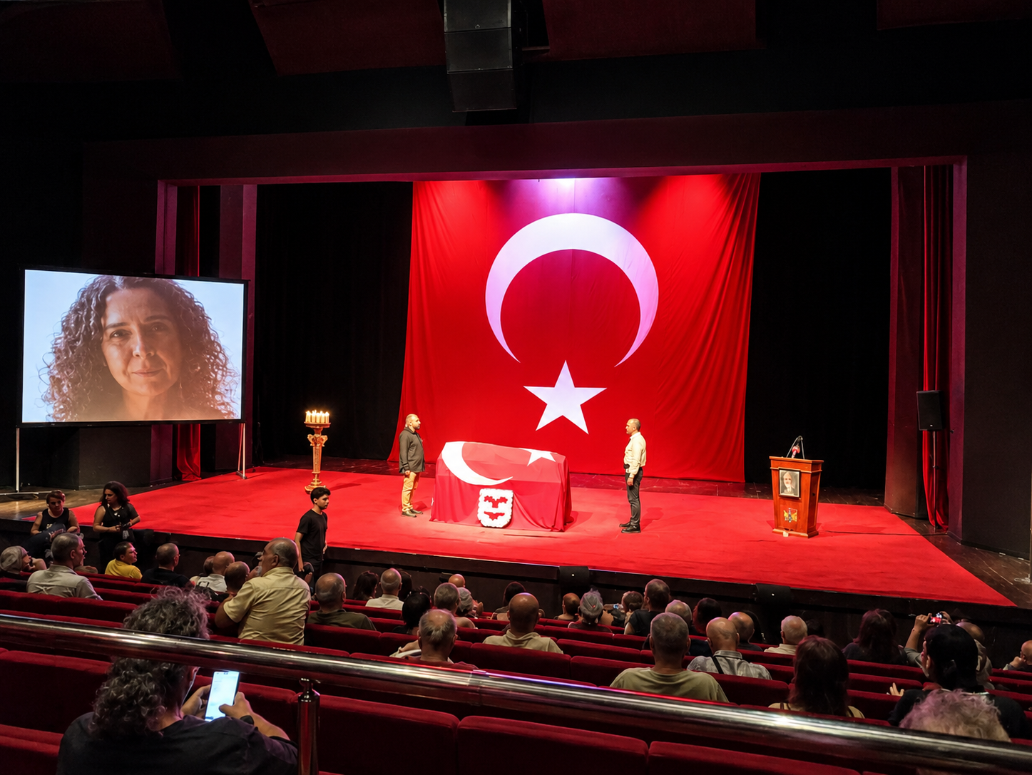 Sanat dünyası Bilgesu Erenus’a veda etti: Son yolculuğuna uğurlandı