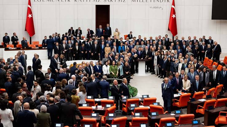 Hukuk reformunda yeni dönem: Kayyım ve seçim yasası gündemde