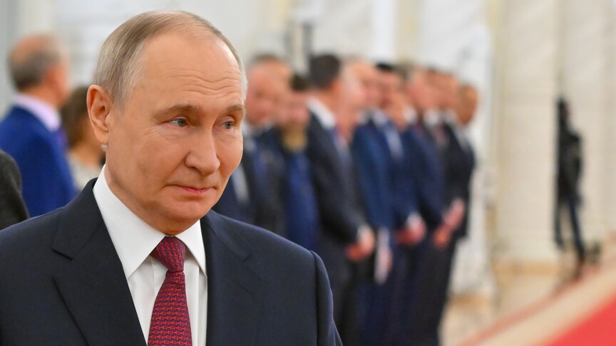 Putin, Kuril Adaları'nı ziyaret etti