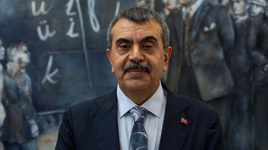 Milli Eğitim Bakanı Tekin, İzmir'de ziyaret yaptı