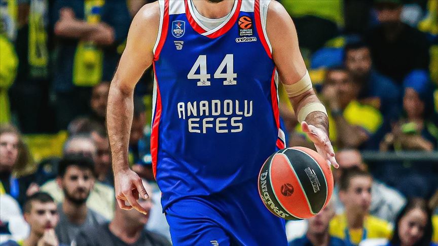 Anadolu Efes yeniden zirve hedefliyor