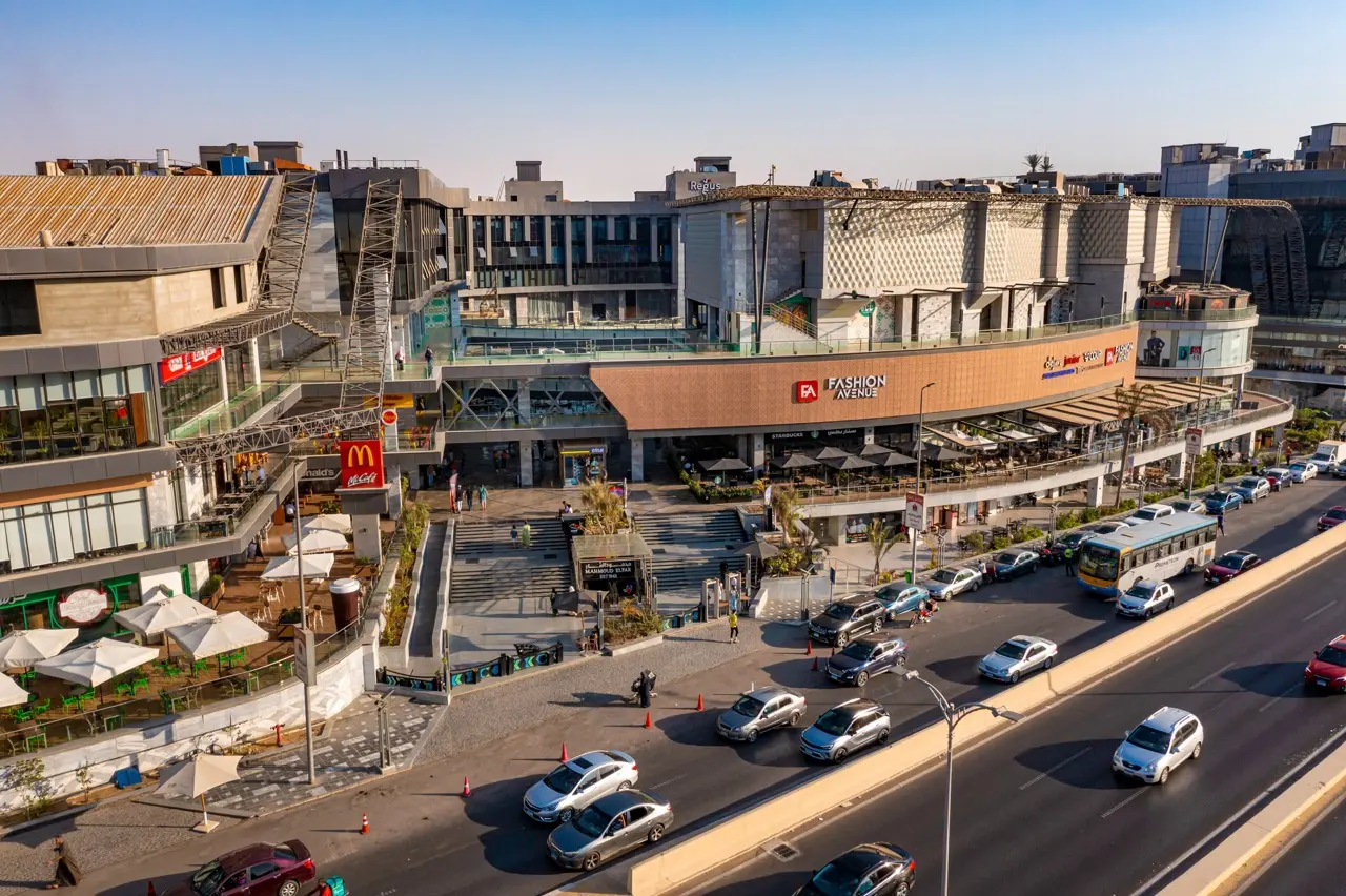 Mısır'ın popüler alışveriş merkezinde patlama: 3 kişi öldü