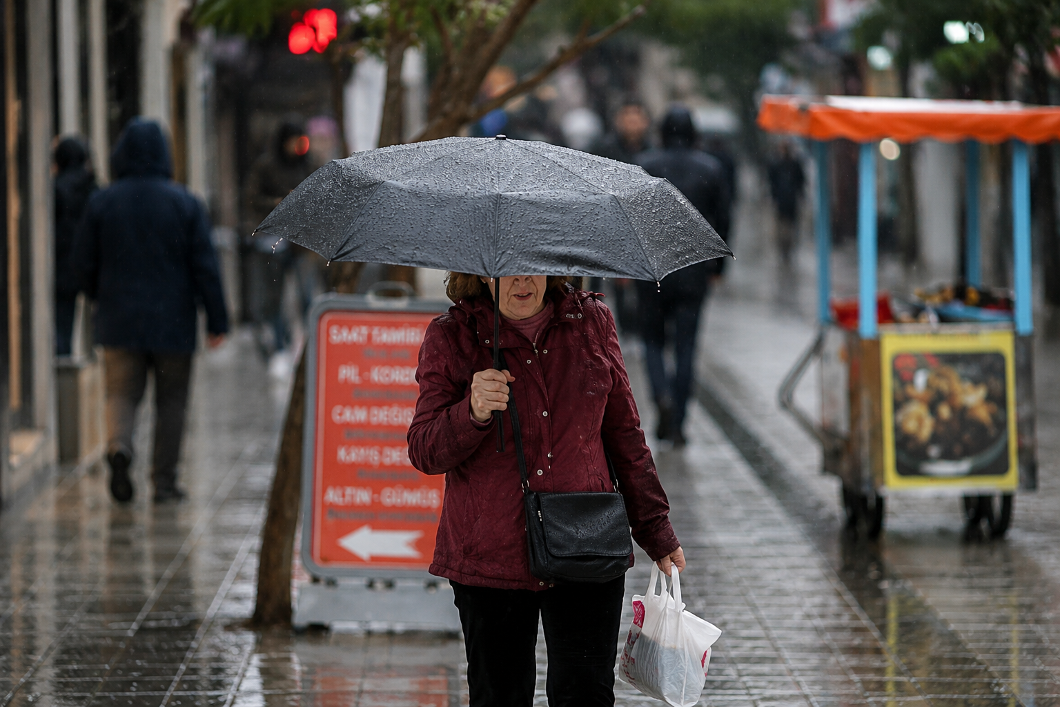 Güneydoğu'da yağış alarmı: Gök gürültülü sağanak bekleniyor