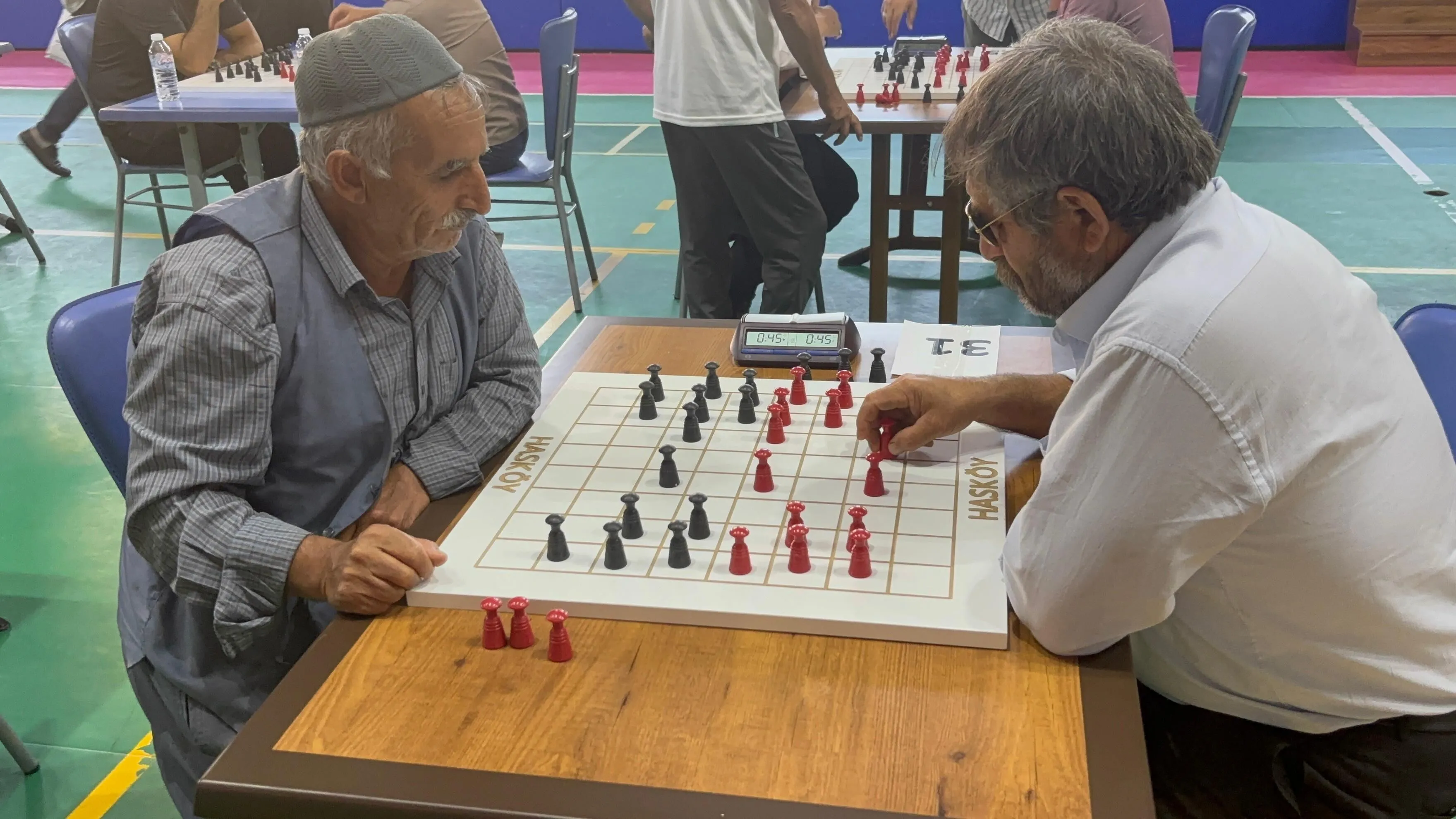 3 gün sürecek dama turnuvası Muş'ta başladı