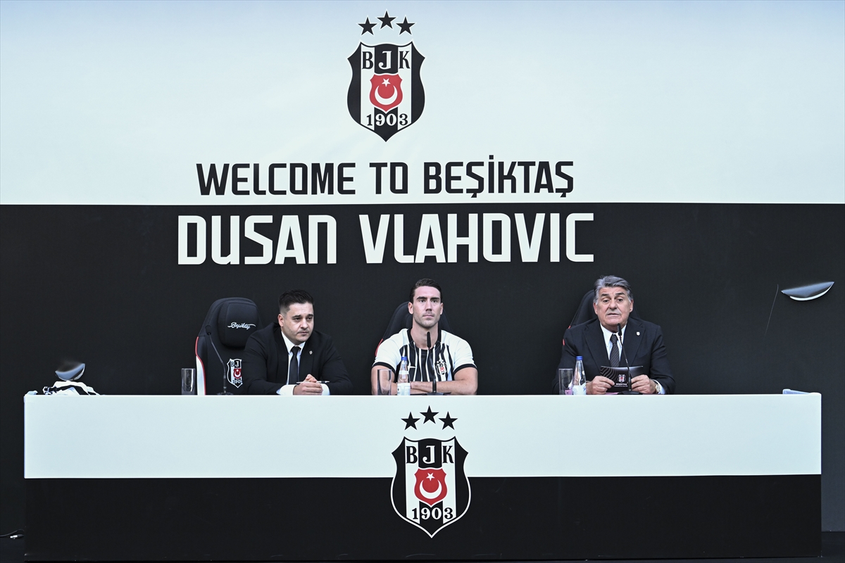 Beşiktaş'ta yeni umut: Dusan Vlahovic imzayı attı