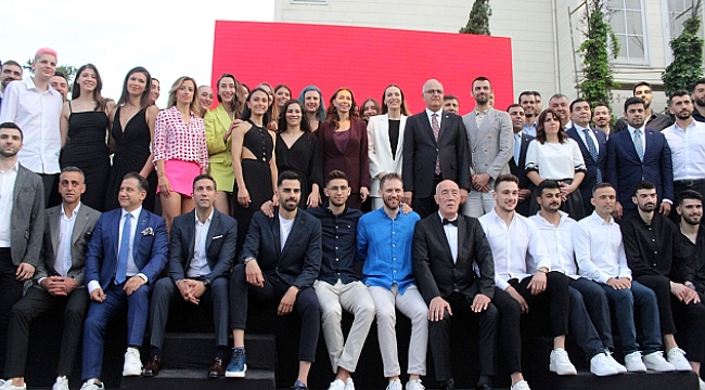 Voleybolda zirve: Türkiye, Milletler Ligi'nde birinci sırada