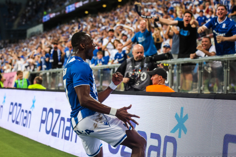 Lech Poznan, Klaksvik'i 5-0 geçerek play-off'a yükseldi