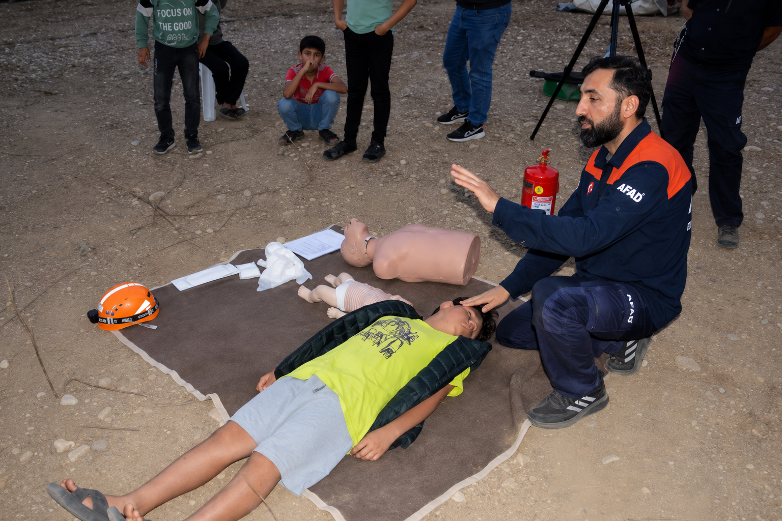 Tiyatro ile afet bilinci artırıldı: İşçiler eğitildi