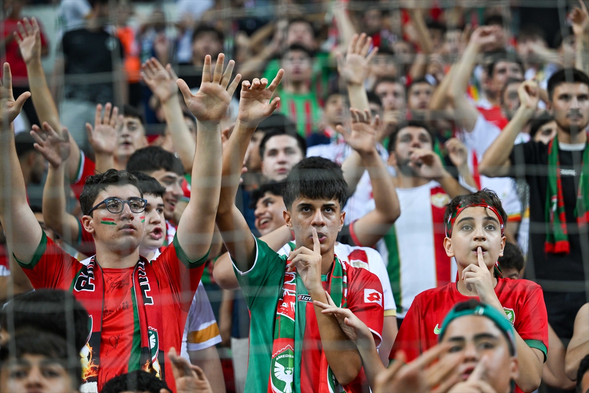 Diyarbakır'da 16 yıl sonra Süper Lig heyecanı yaşandı