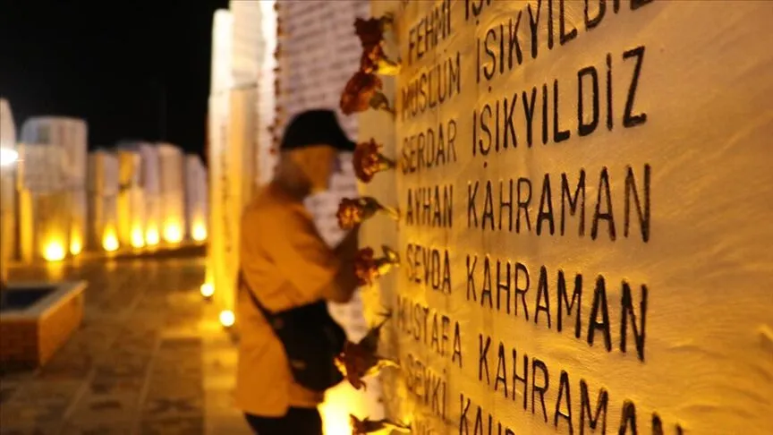 Kocaeli'de anma töreni: 17 Ağustos'ta yitirdiklerimiz unutulmadı