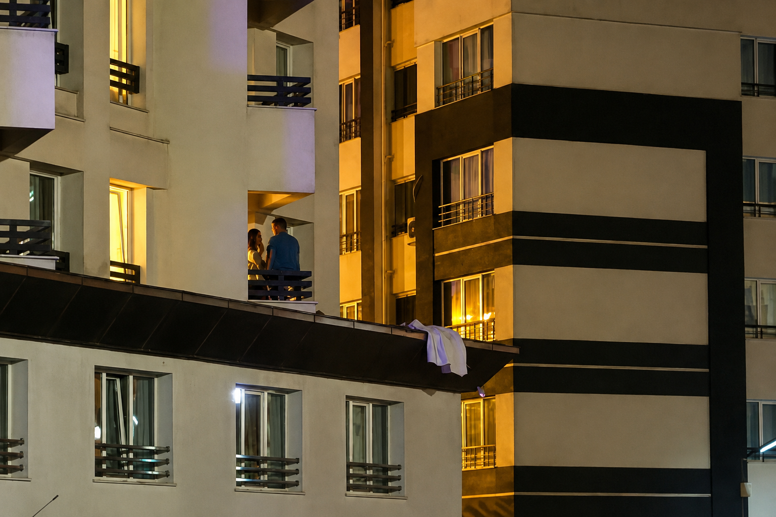 Talas’taki otelde korkunç olay: 28 yaşındaki kadın öldü