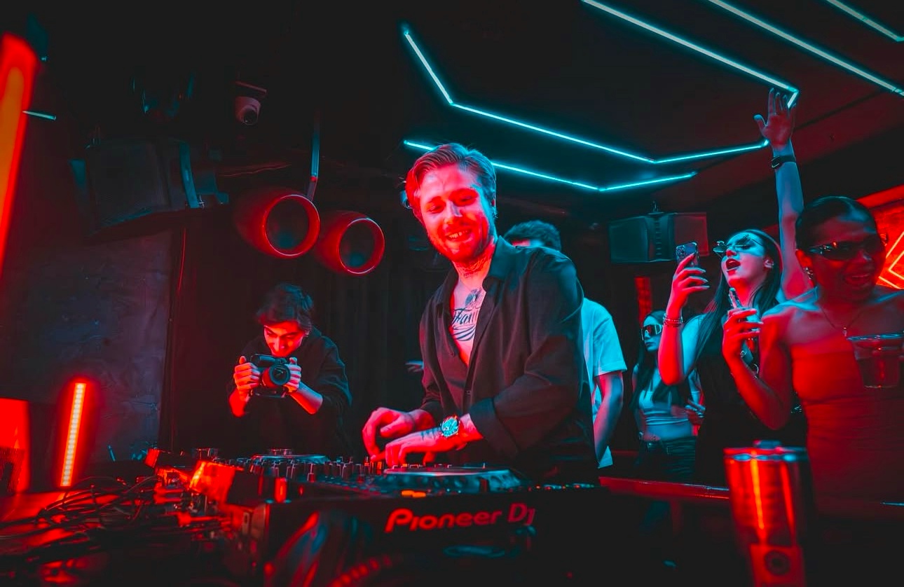Ünlü DJ Tığral: Yapay zekâ bir insanın hissiyatını yakalayamaz