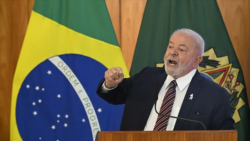 Lula da Silva seçim kampanyasını binlerce kişiyle başlattı