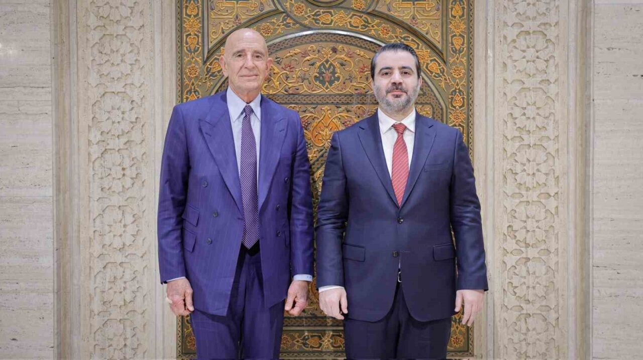 Suriye’nin yeniden inşası için Barrack’tan destek sinyali