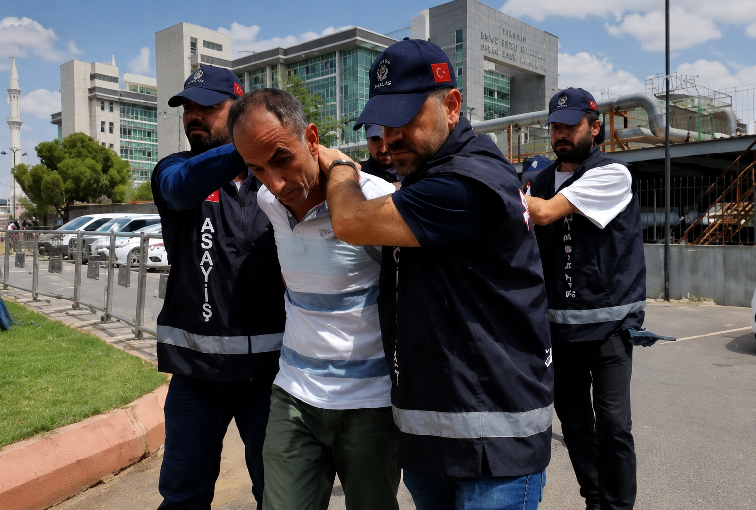 Melih Meriç’e bıçaklı saldırıda 5 şüpheli adliyeye sevk edildi