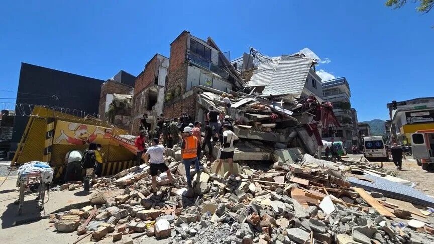 Kolombiya'daki depremde ölü sayısı 312'ye ulaştı