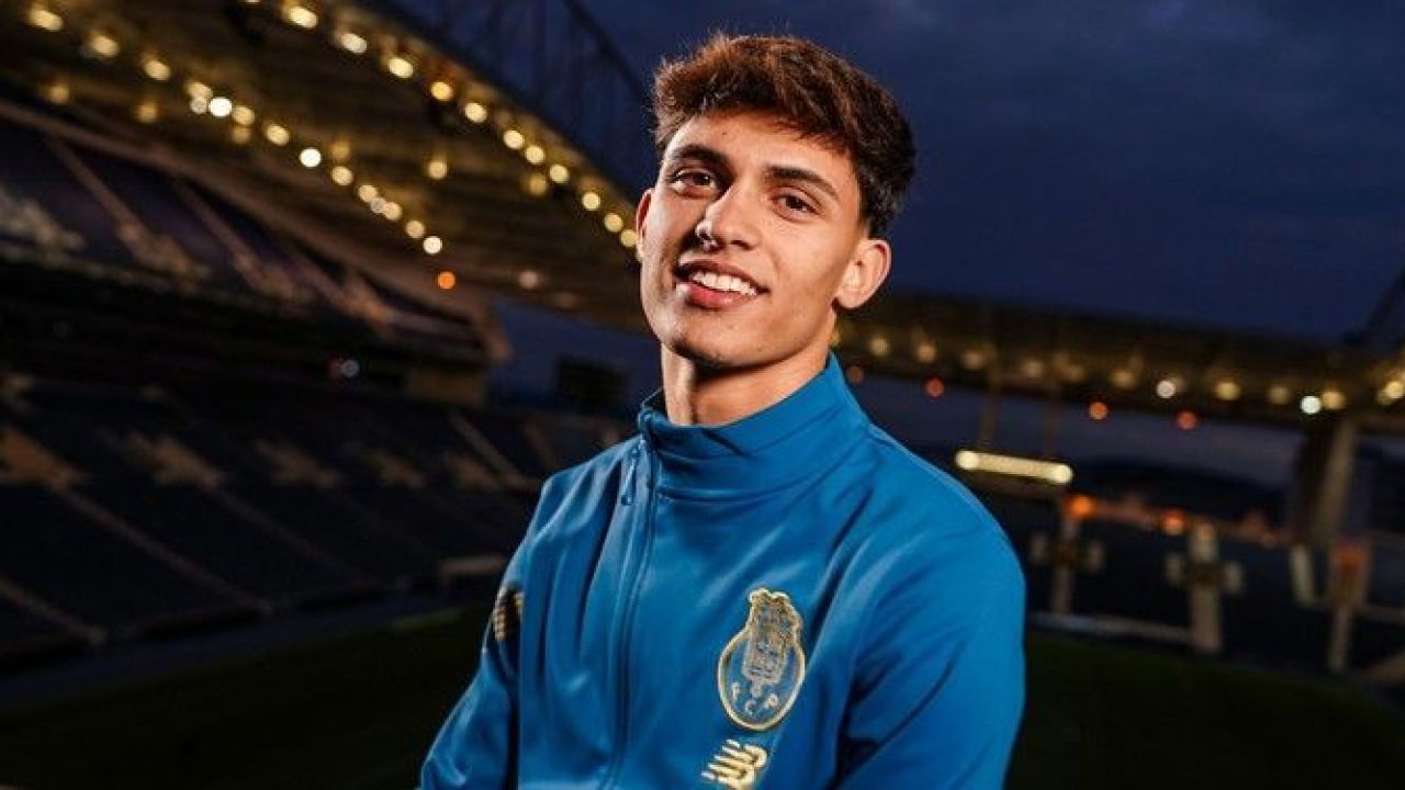 Portekizli futbolcu Sousa, Kocaelispor'a katıldı