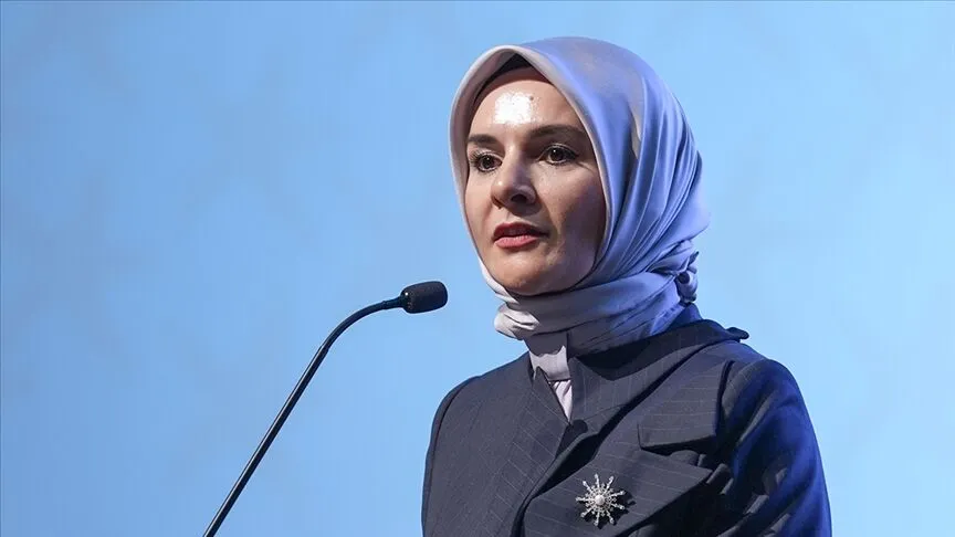 Göktaş, 'İlk Öğretmenim Ailem' ile aile hayatını destekliyor