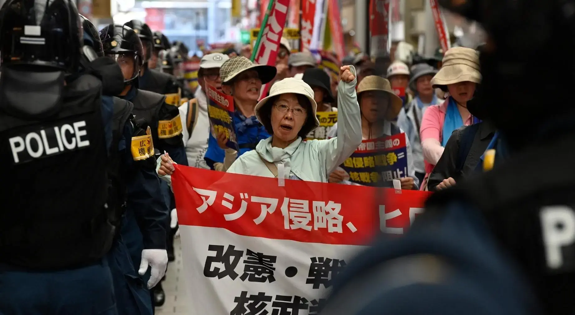 Japonya'da Takaichi hükümetine karşı protesto düzenlendi