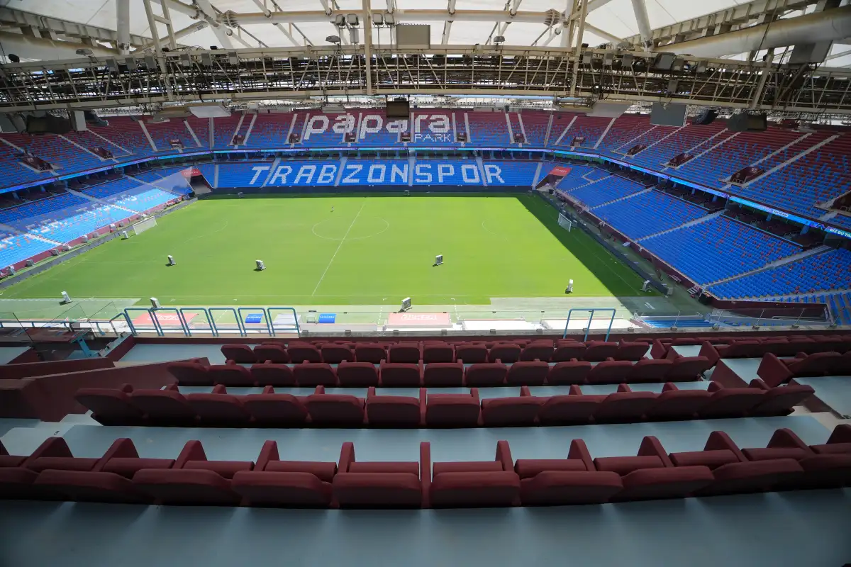 Papara Park'ta büyük maç: Trabzonspor, Ferencvaros ile sahaya çıkıyor
