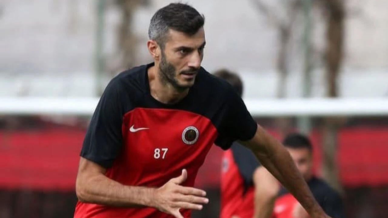 Sinan Osmanoğlu'nun Arca Çorum FK serüveni sona erdi