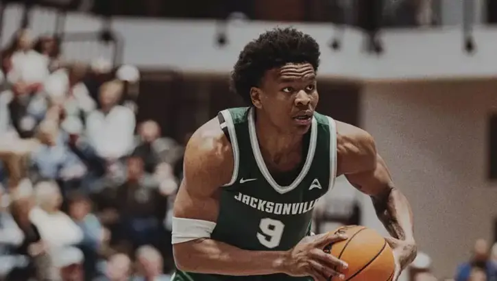 Karşıyaka, 24 yaşındaki basketbolcu Kendall Munson ile anlaştı
