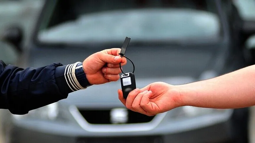 Yeni yönetmelik ile araç tescil süreleri 12 ve 18 ay uzuyor