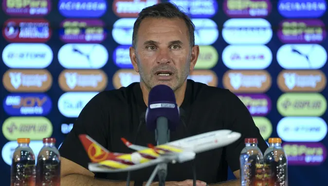 Okan Buruk'tan transfer sinyali: Kadroyu güçlendireceğiz
