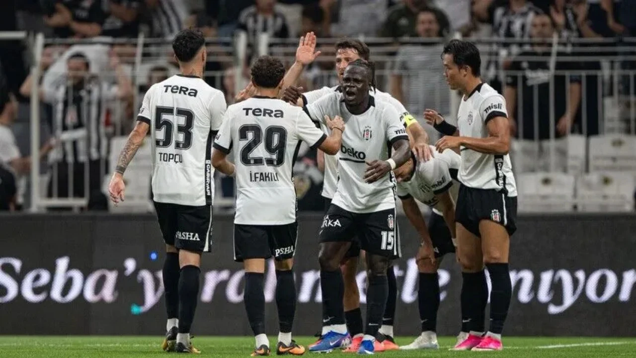 Beşiktaş, Alanyaspor maçı için kamp kadrosunu açıkladı