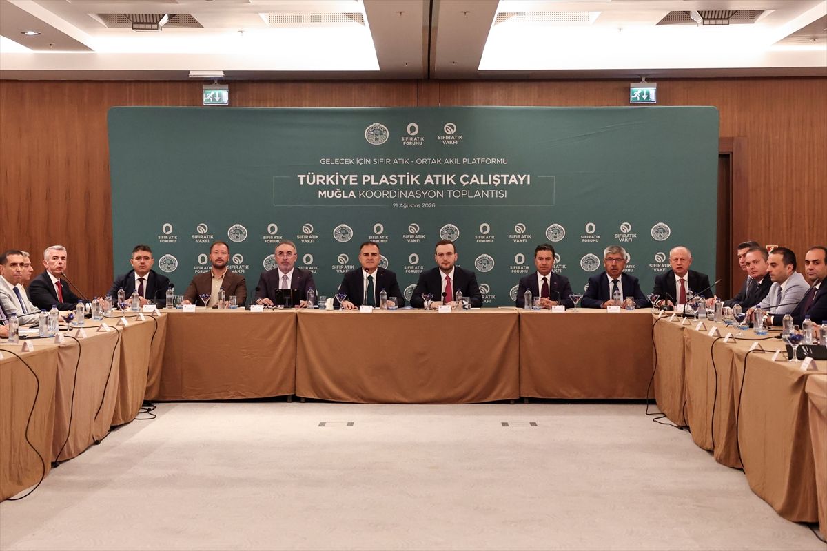 Akdeniz'de kirlilik alarmı! Antalya çözüm arıyor