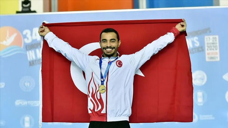 Ferhat Arıcan, 4. gümüş madalyasıyla Türkiye gururlandı