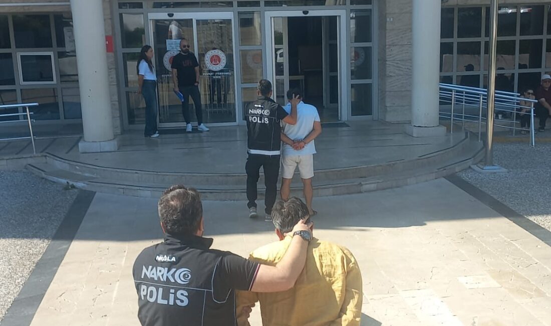 Menteşe'de uyuşturucu baskını: İki zanlı tutuklandı