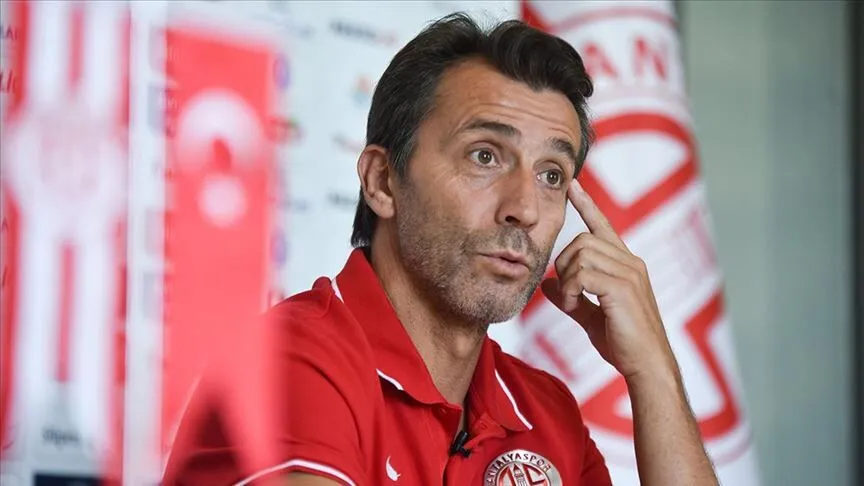 Bülent Korkmaz'dan itiraf: Bireysel hatalar maçı etkiledi