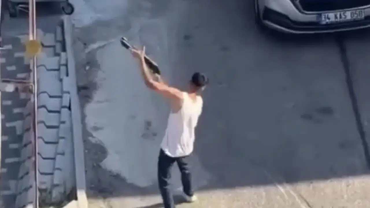 Kartal'da tüfekle dehşet saçtı! Sokakta panik yarattı