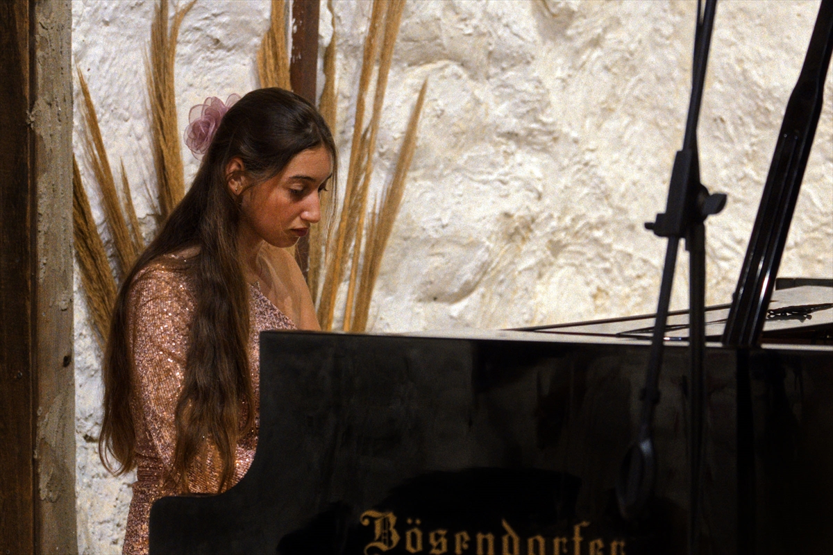 23. Gümüşlük Müzik Festivali’nde 14 genç piyanist sahne aldı