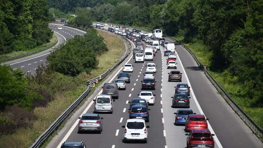 TEM Otoyolu'nda yapılan çalışmalar nedeniyle trafik aksayacak