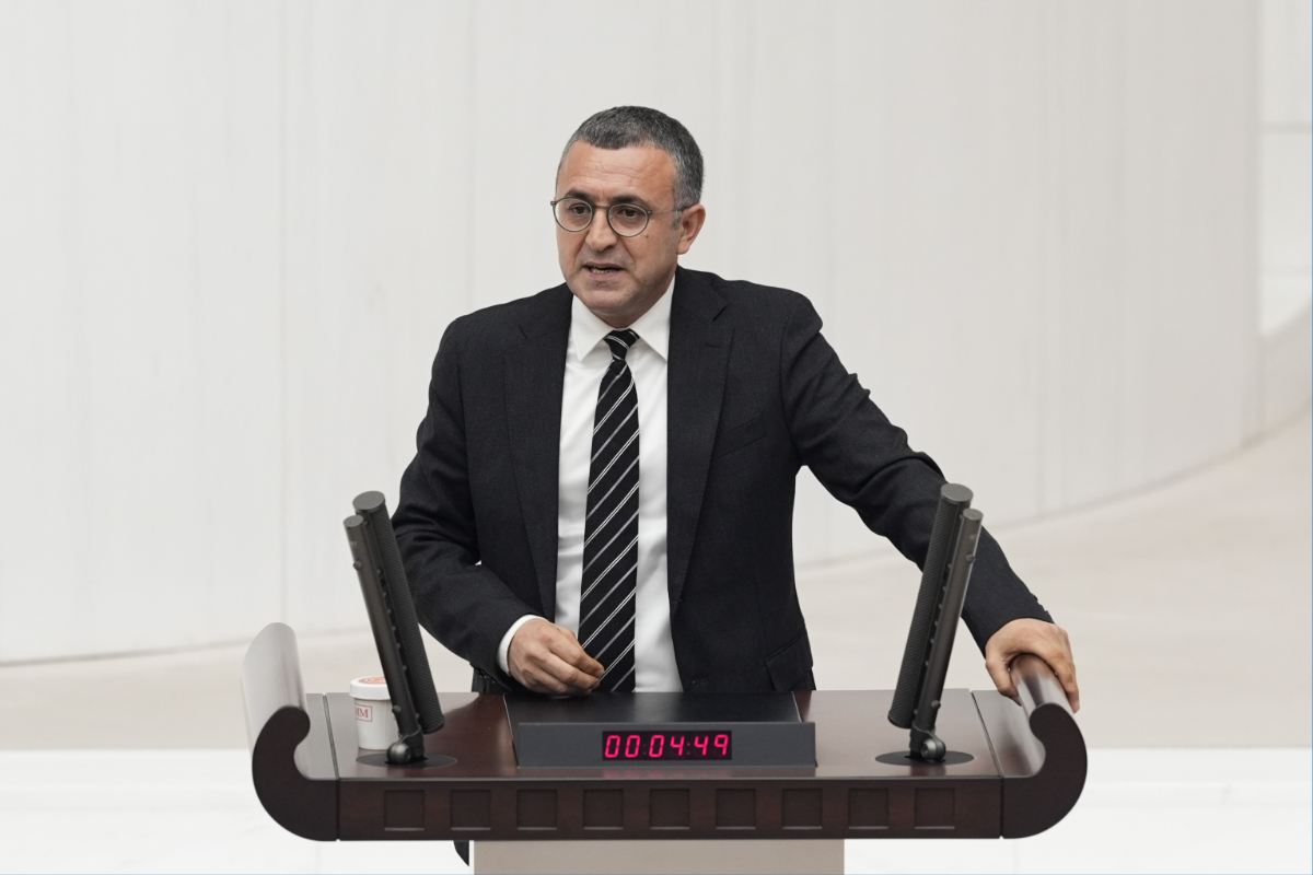 DEM Partili Serhat Eren’den Zonguldak’ta Kürt işçilere yönelik saldırıya sert tepki