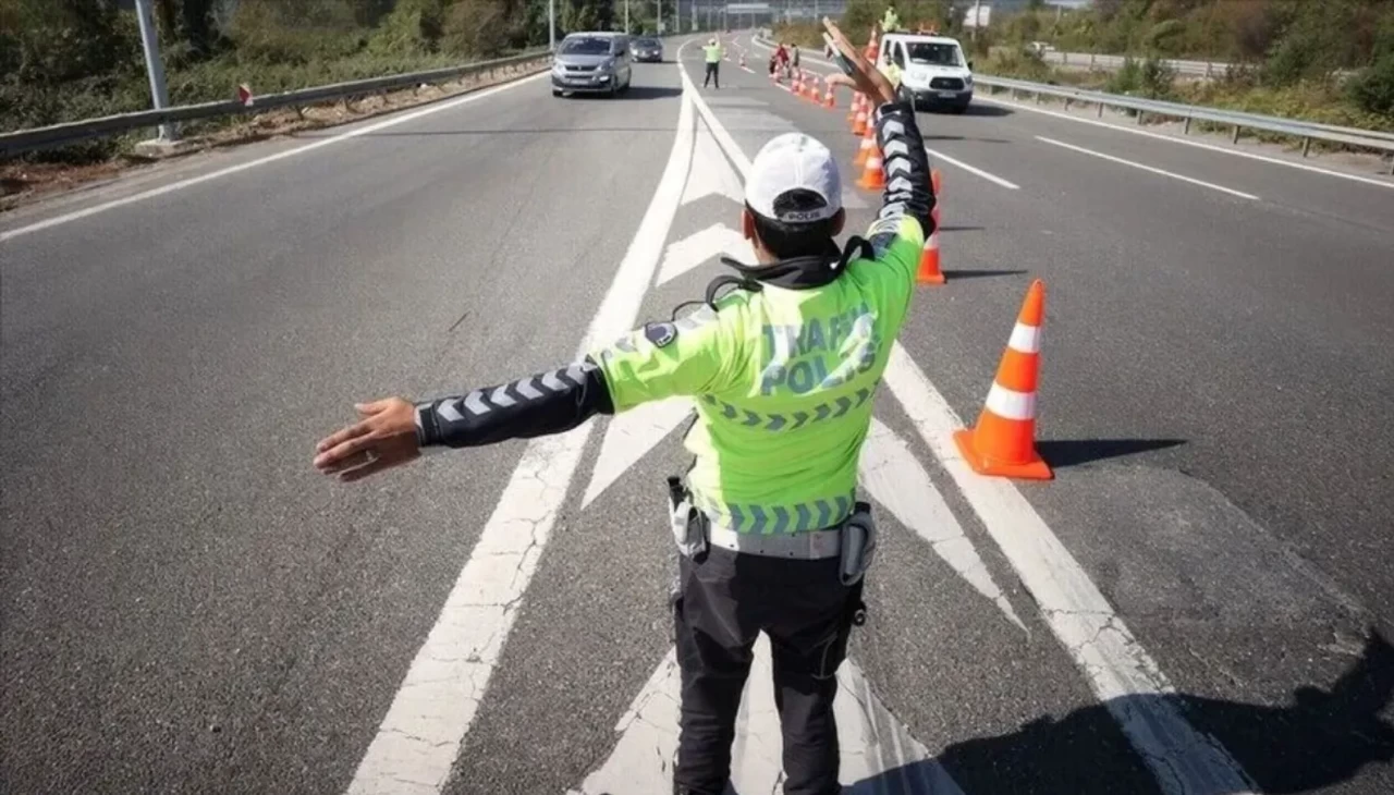 Yol çalışmaları nedeniyle 5 otoyolda trafik akışı etkileniyor