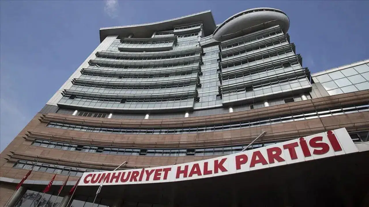 CHP, mutlak butlan davasında temyiz başvurusunu geri çekti