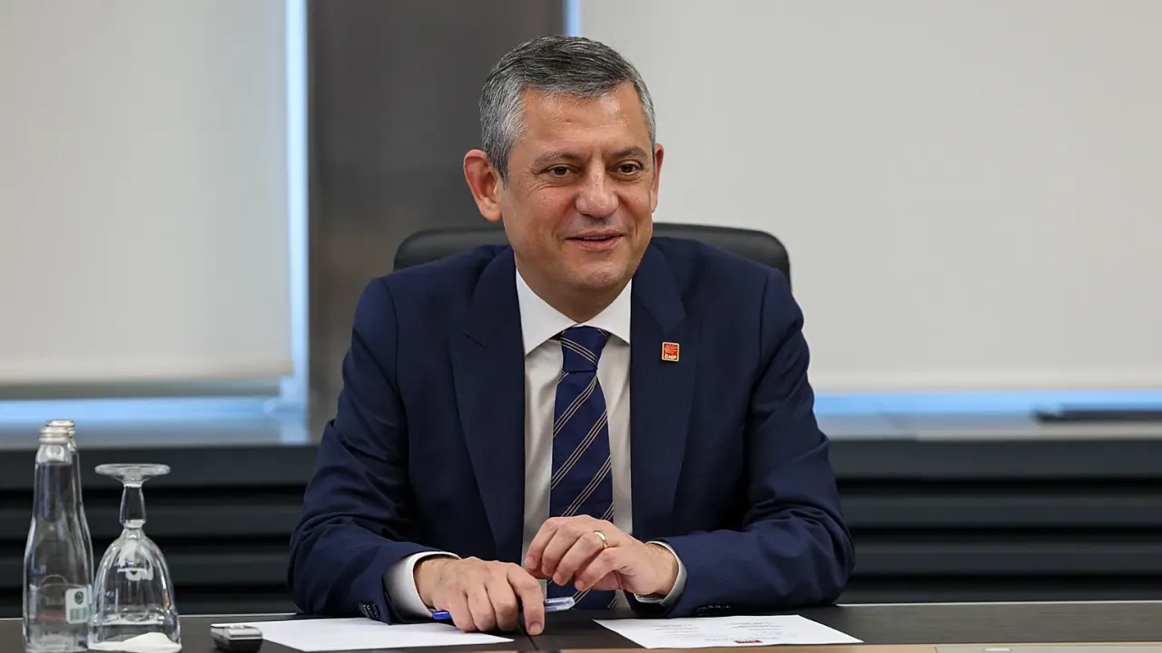 Özgür Özel'den Malazgirt ve Büyük Taarruz mesajları