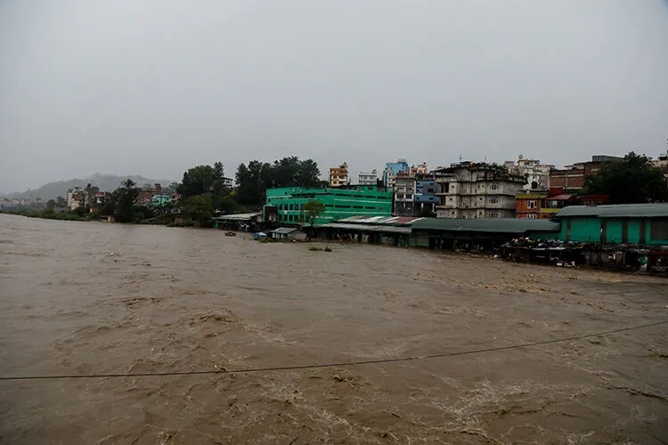 Nepal'de sel felaketi! 7 kişi yaşamını yitirdi