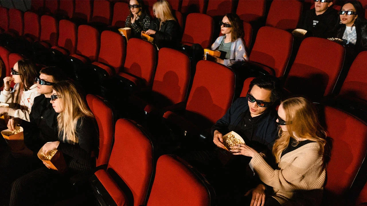 Bu hafta sinema salonlarında 10 yeni film izleyiciyle buluşuyor