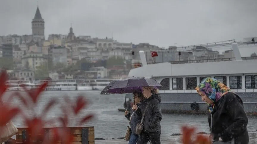 Sabah saatlerine dikkat! İstanbul için sağanak uyarısı verildi