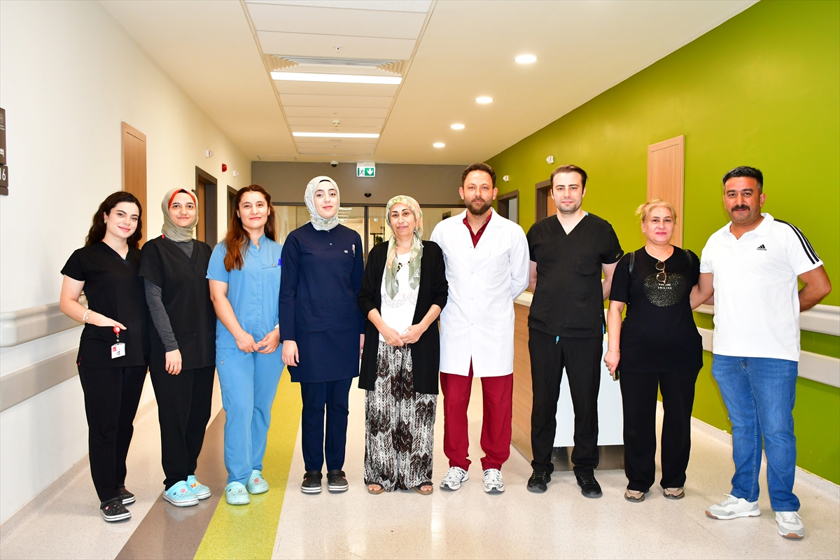 Antep'te hastanın karnından 20 kilogramlık tümör başarıyla alındı
