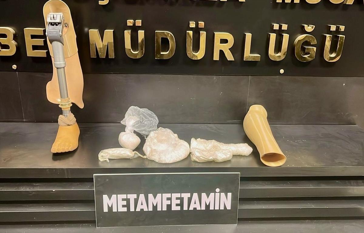 Protez bacağında uyuşturucu taşıyan şüpheli yakalandı