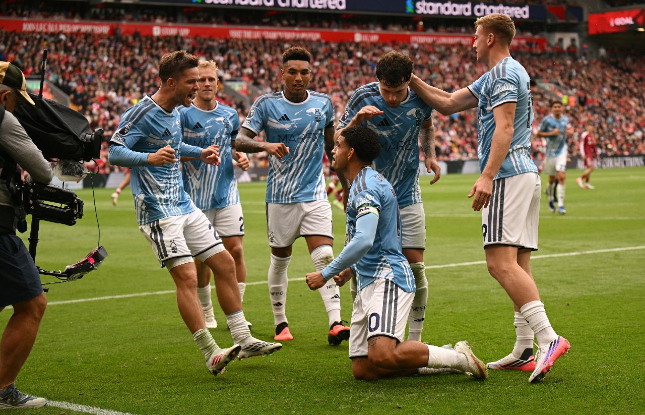 Liverpool, Nottingham Forest ile 2-2 berabere kaldı